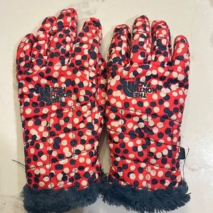 The North Face girls fur-lined polka dot gloves